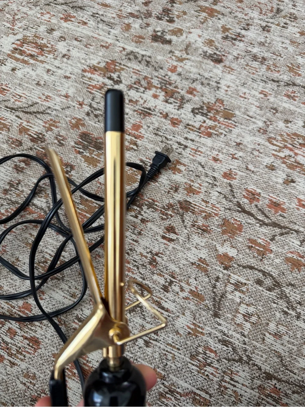 HOT TOOLS Gold Extended Barrel Curling Iron Excellent condition